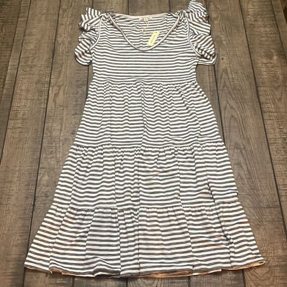 Max Studio Dress - Picture 1 of 8
